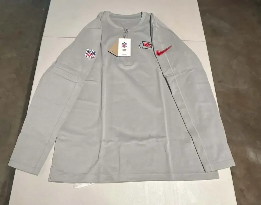 Nike Kansas City Chiefs NFL Therma-FIT Long Sleeve Crewneck Sweatshirt New $90
